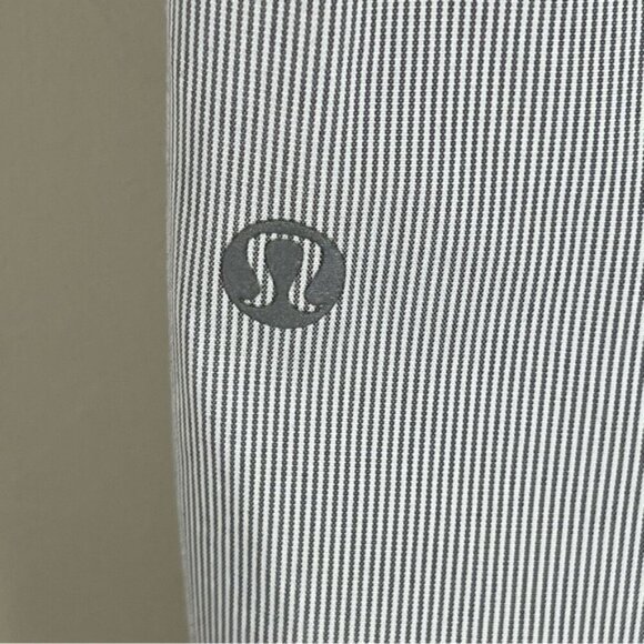 Lululemon Devi Dance Studio Pant White Grey Striped Size 4 Women’s 32” Mid Rise - Picture 7 of 12